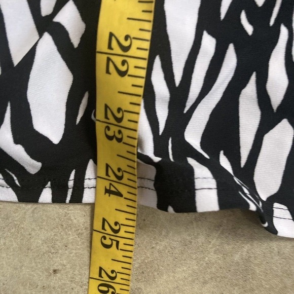 Trimshaper Swimwear Womens‎ Size 24W Shirred Web Design Tank Black White - Picture 5 of 10